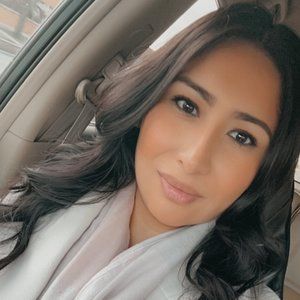 Meet your Posher, Ana